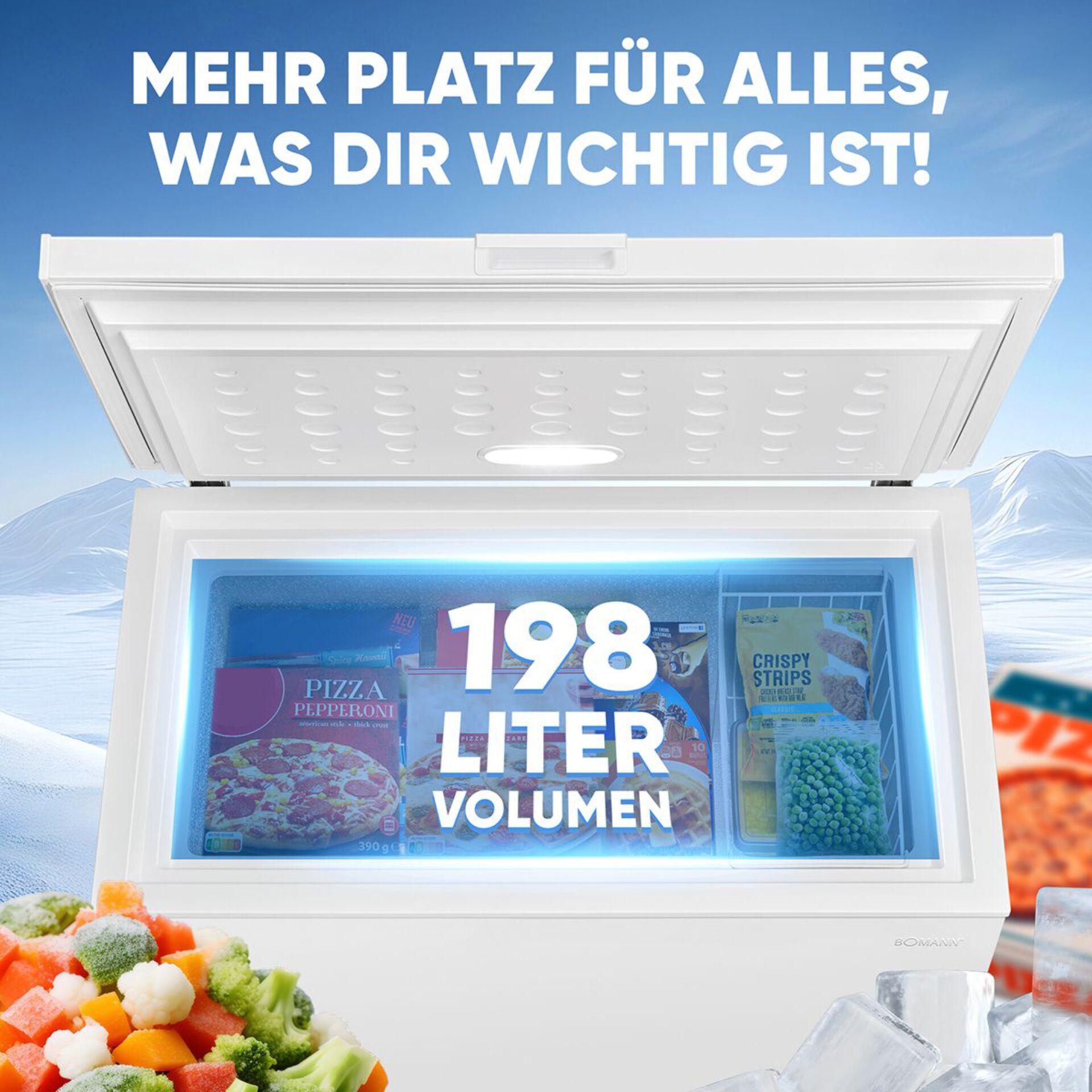 Offene Gefriertruhe mit 198 Liter Volumen, gefüllt mit Pizzen und Gemüse, vor einer verschneiten Landschaft