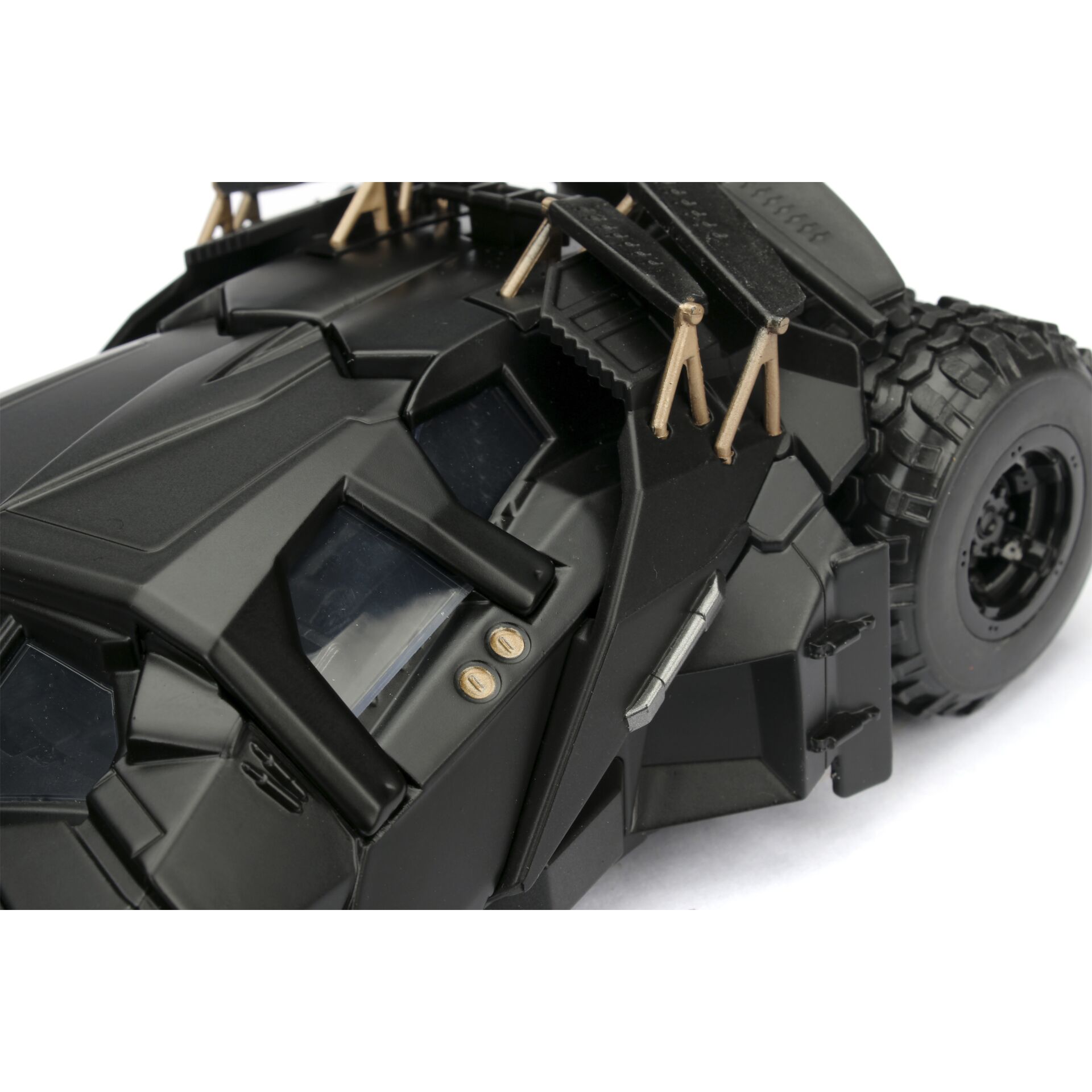 Jada Batman The Dark Knight Batmobil 1:24 + Batman 253215005 810938_16