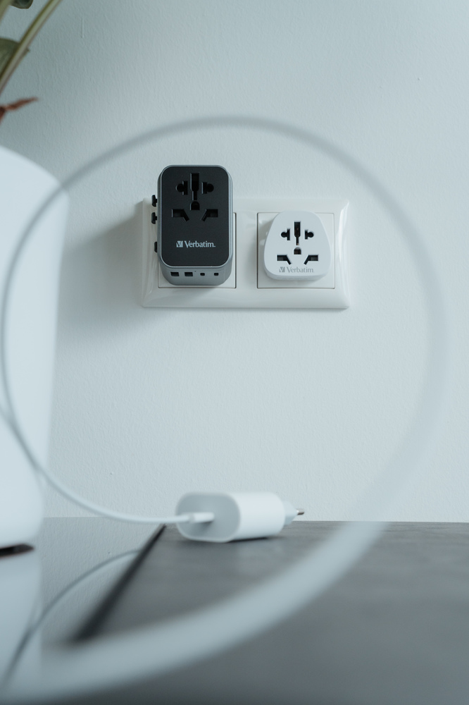 Verbatim Uni.Travel Adapt.UTA-03 USB-C 30W 2xUSB-C 2xUSB-A  49545 – Ansicht 21