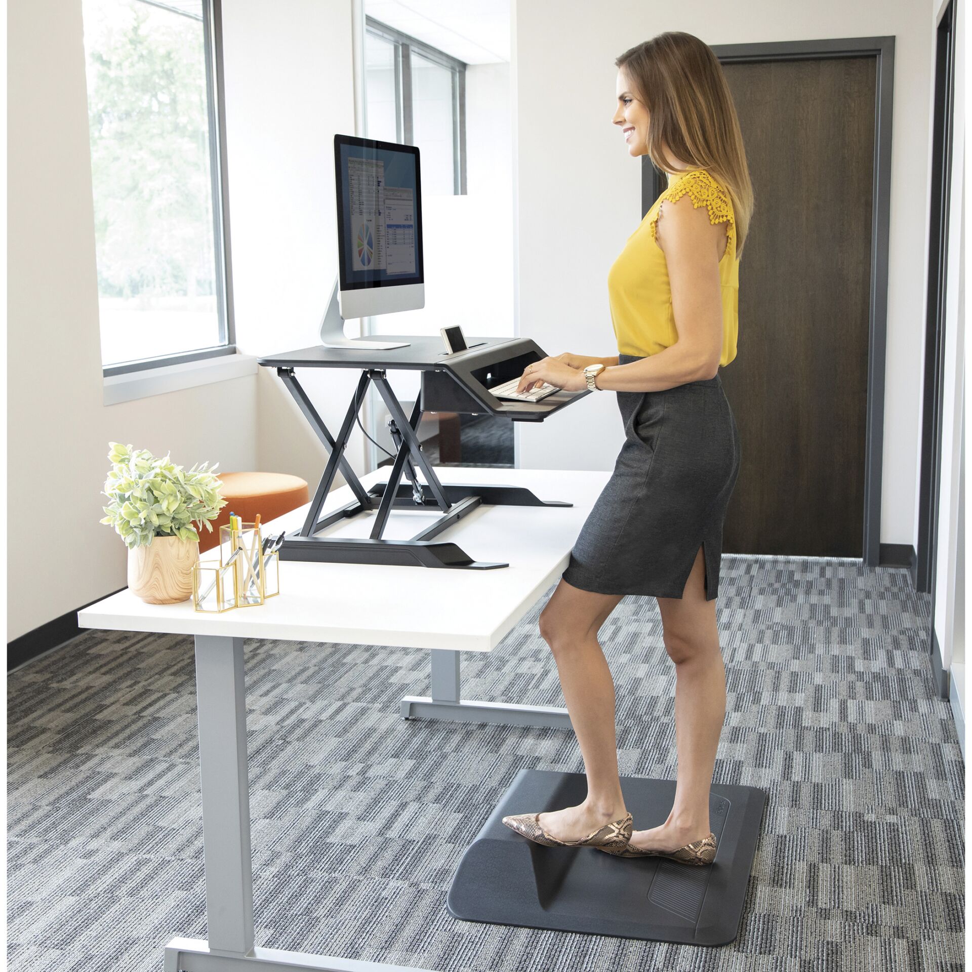 Fellowes Lotus LT Sitz-Steh Workstation