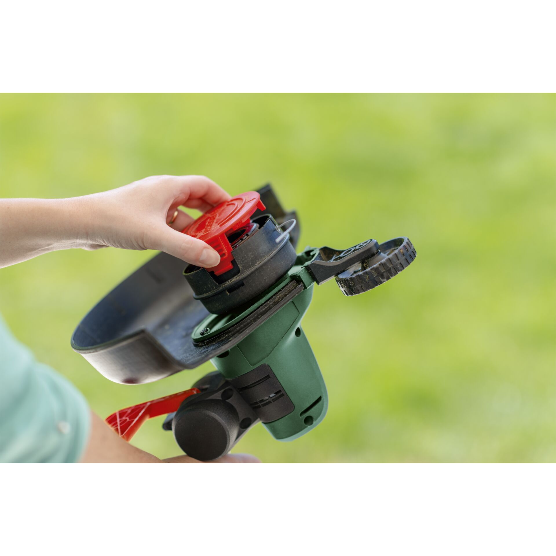 Bosch UniversalGrassCut 18 solo Akku-Rasentrimmer