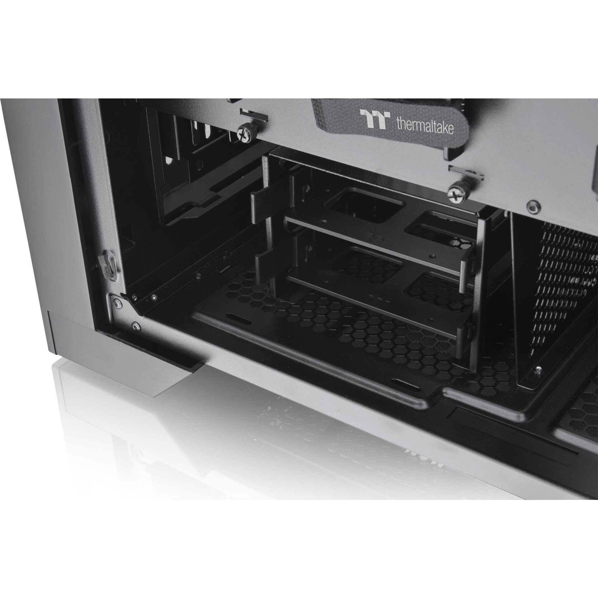 Thermaltake CTE T500 Air Black 824868_38