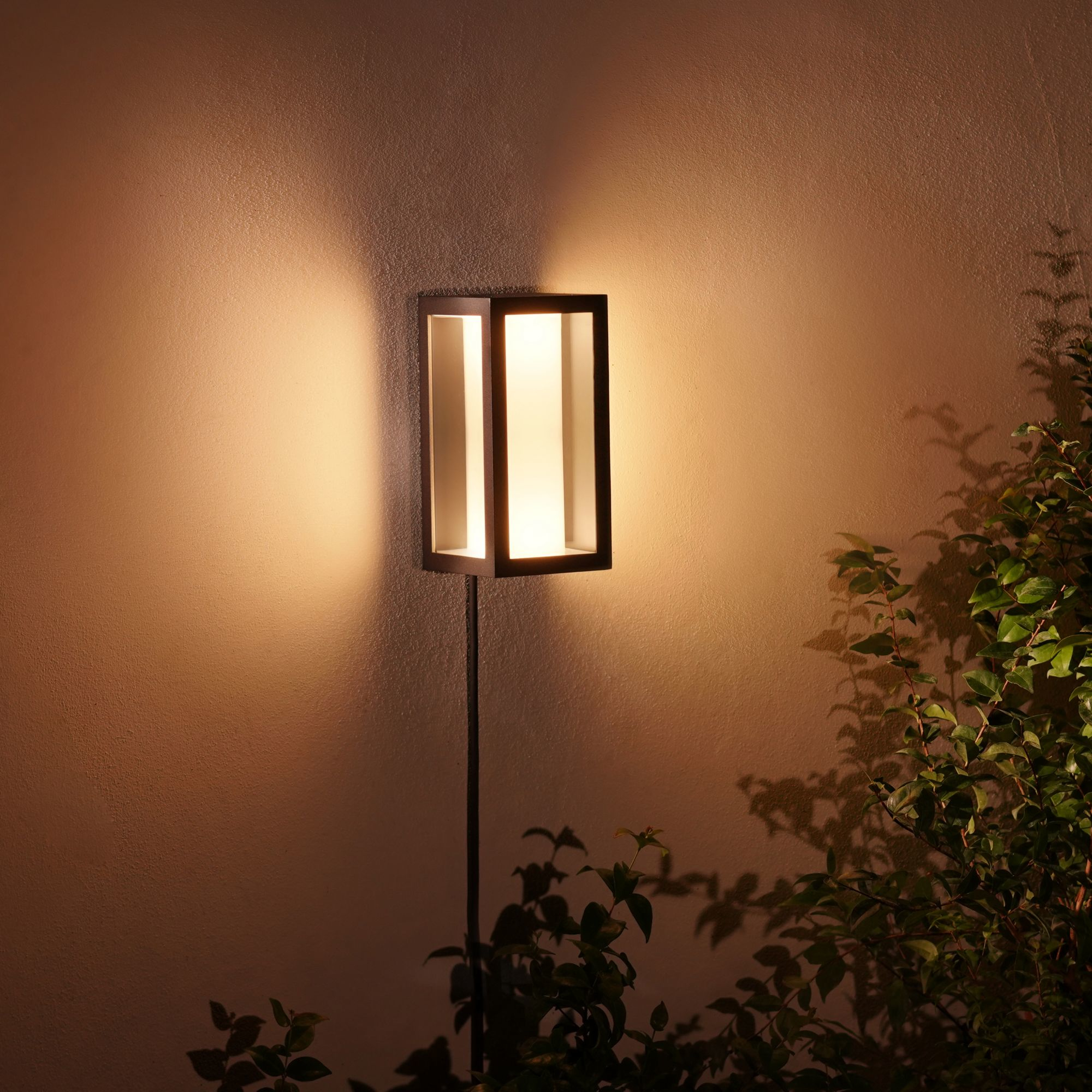 Philips Hue White&Col. Amb Impress Wandleu. schwarz Erweit.NV 77077818_4136486890