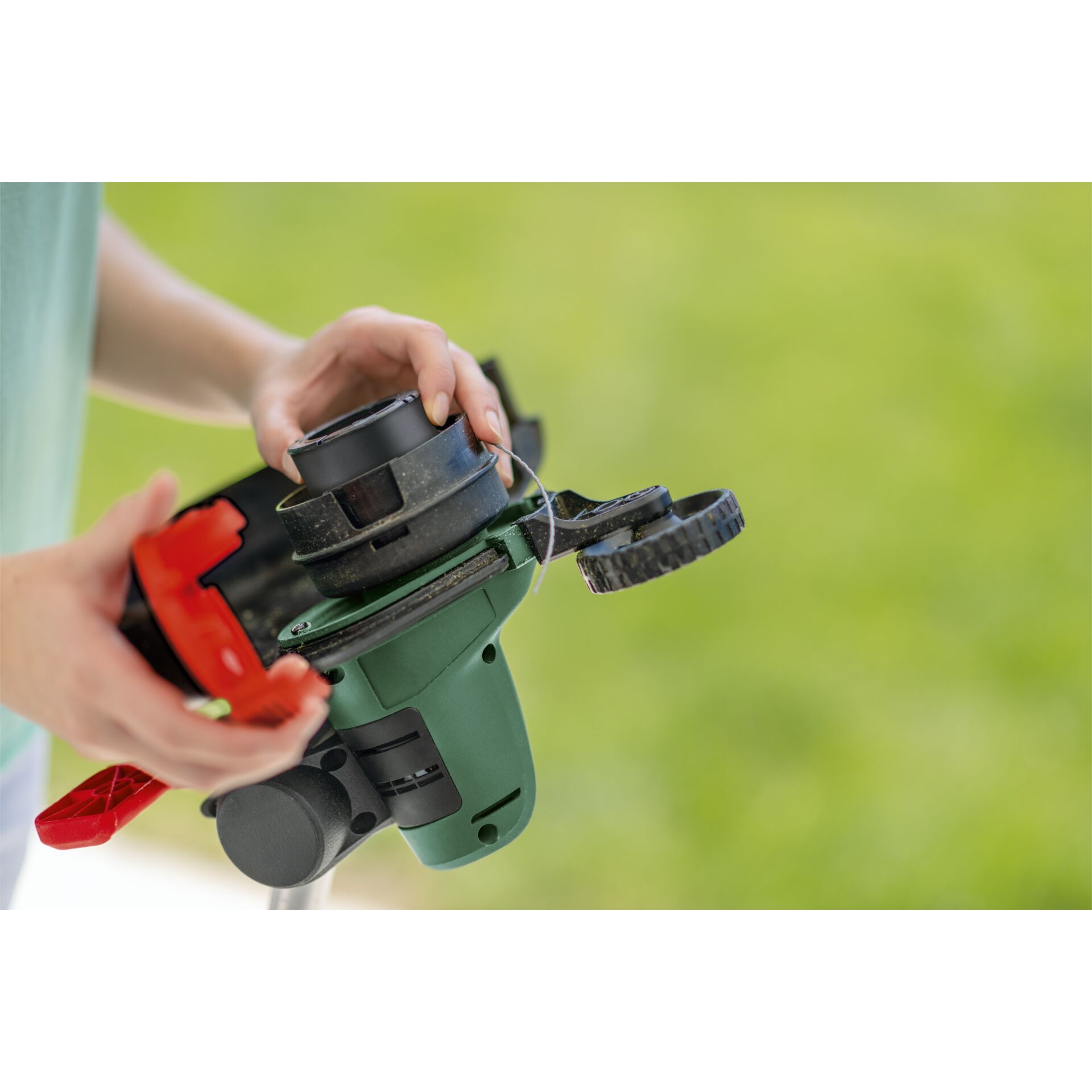 Bosch UniversalGrassCut 18 solo Akku-Rasentrimmer