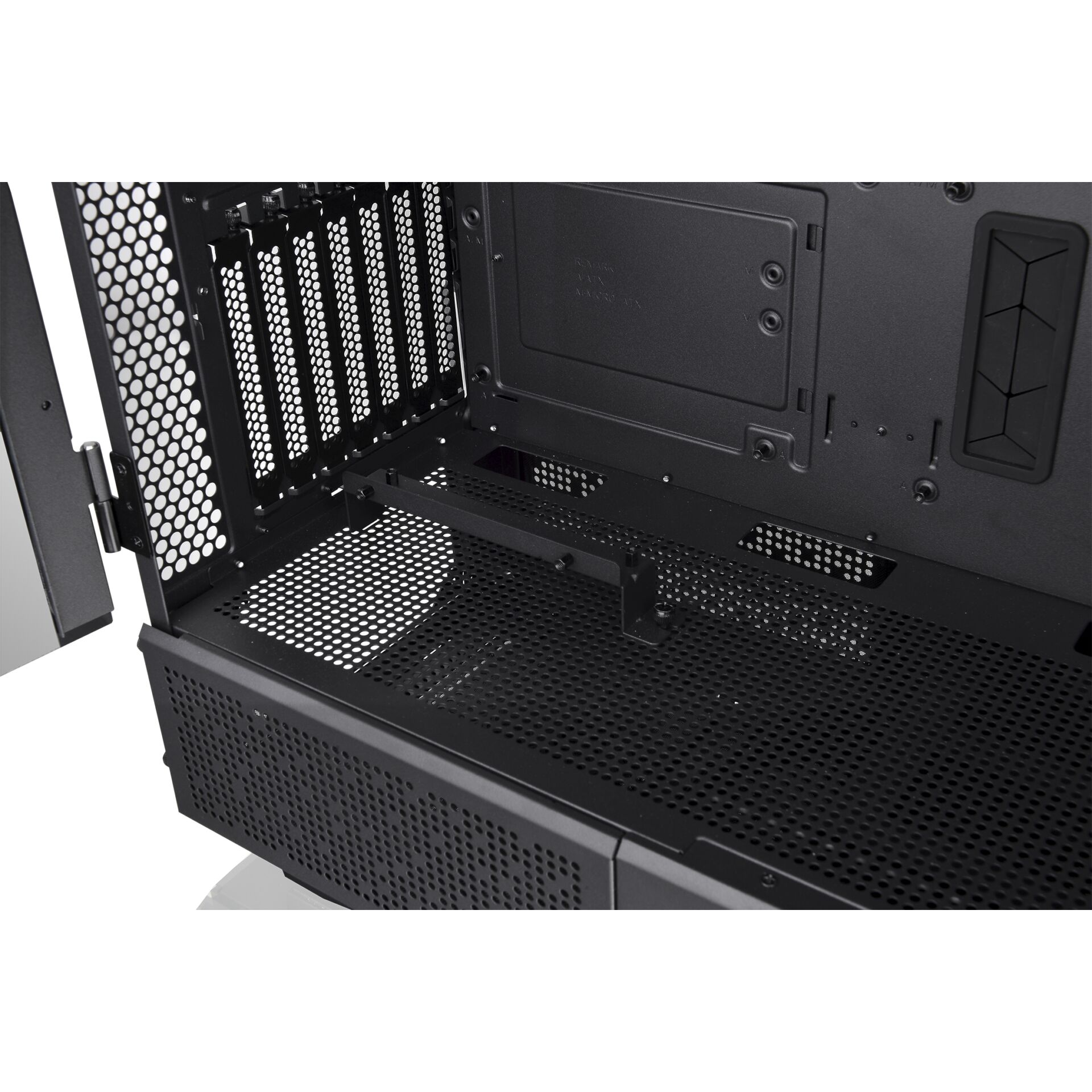 Thermaltake Ceres 500 TG ARGB Black 824896_20