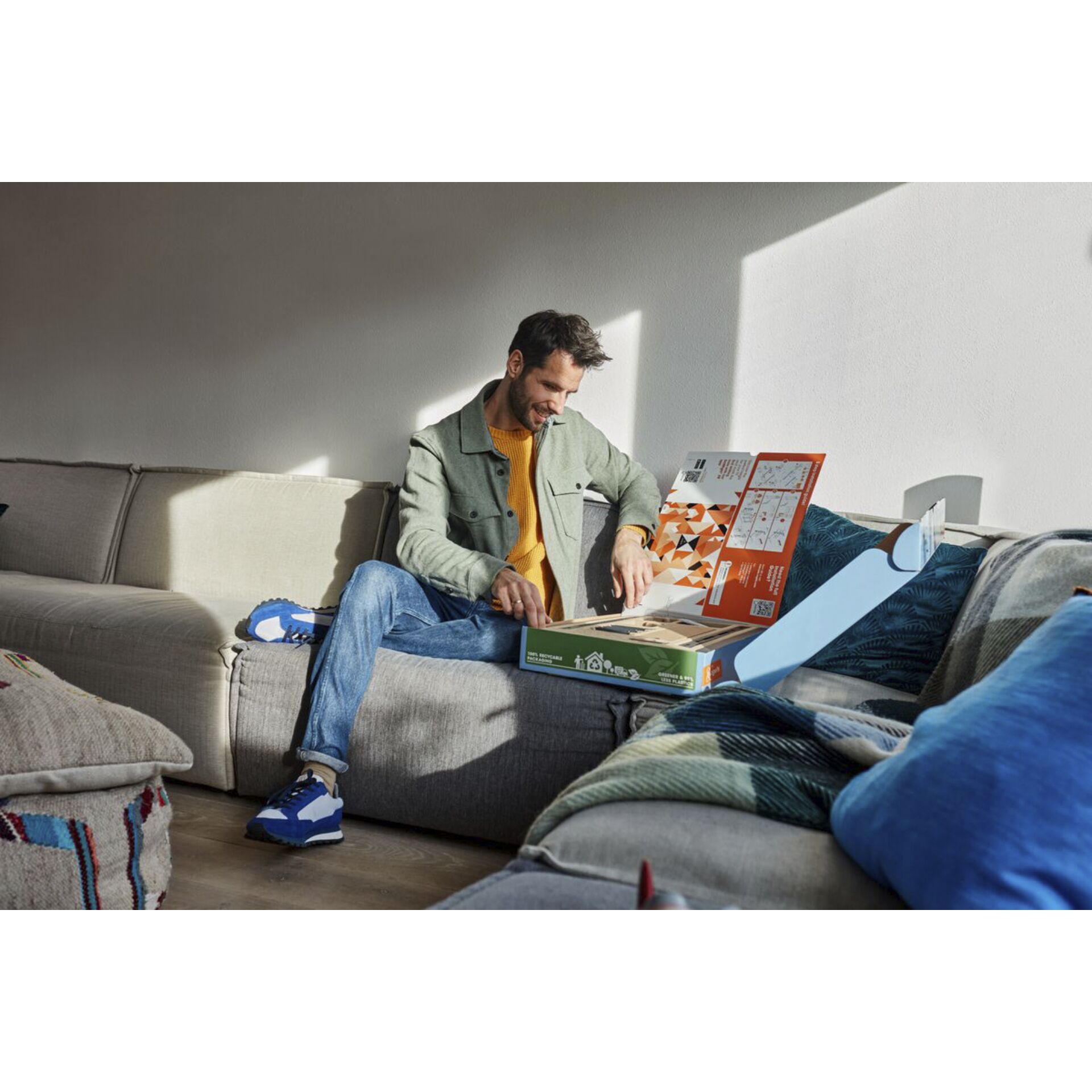 Vogels COMFORT TVM 3445 schwarz Full Motion+Medium Wandhalterung 701080_01 Vogels COMFORT TVM 3445 schwarz Full Motion+Medium Wandhalterung 701080_01