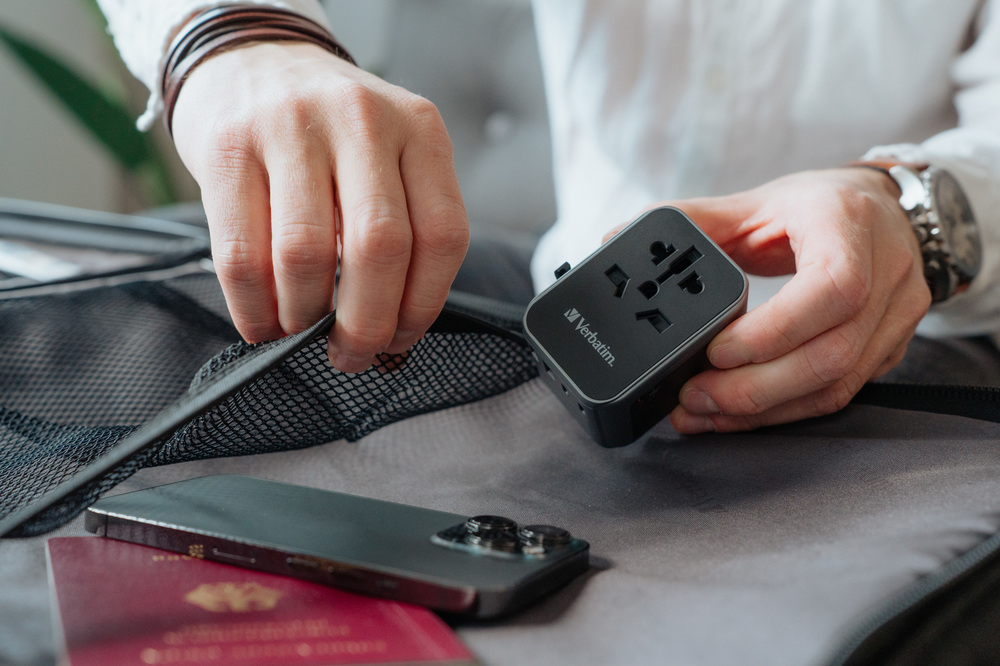 Verbatim Uni.Travel Adapt.UTA-03 USB-C 30W 2xUSB-C 2xUSB-A  49545 – Ansicht 25