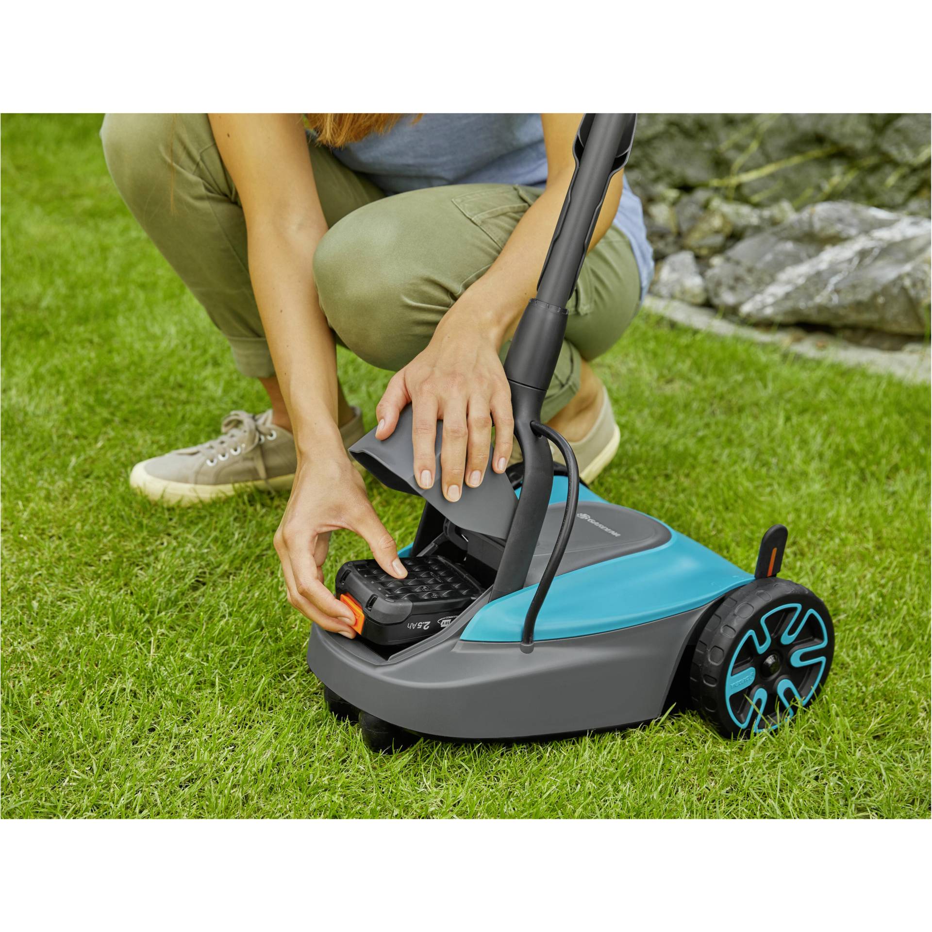 Gardena Akku-Rasenmäher HandyMower 22/18V P4A solo