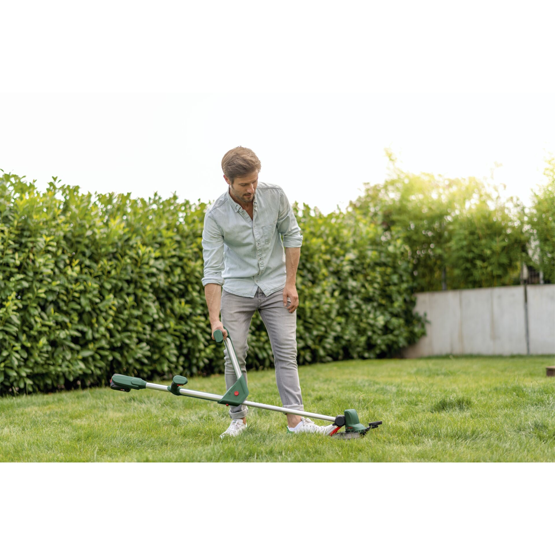 Bosch UniversalGrassCut 18 solo Akku-Rasentrimmer