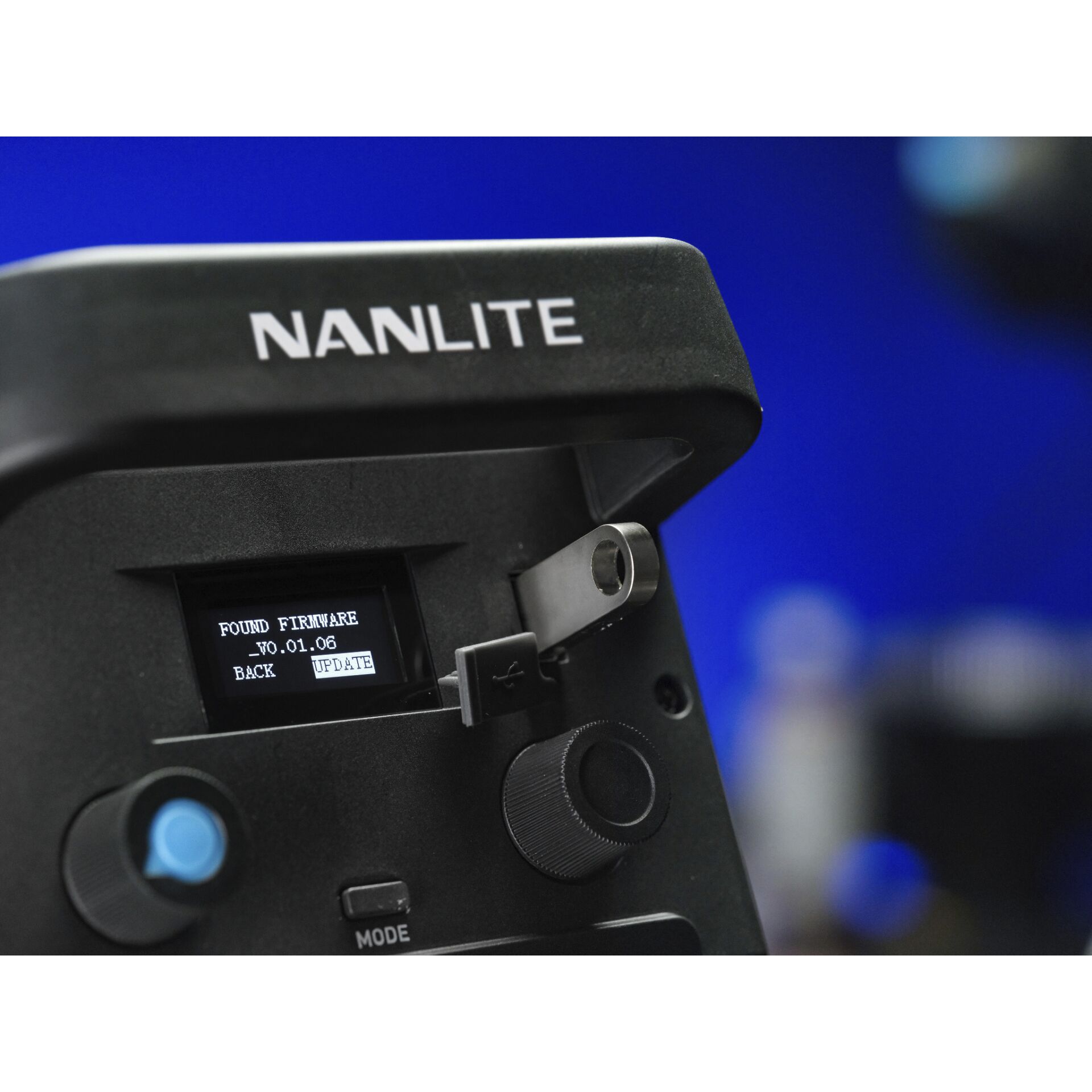 Nanlite FS-300B Bi-Color Studio-Scheinwerfer