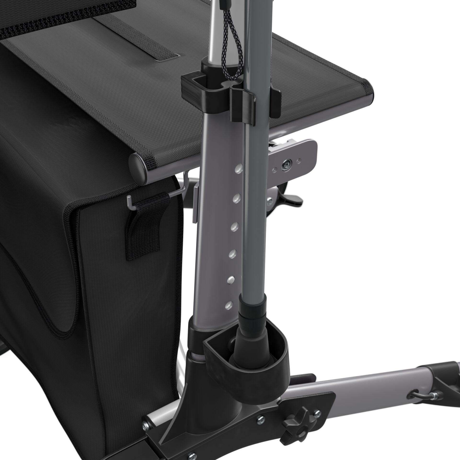 Nahaufnahme eines Rollators mit verstellbarem Sitz, stabilen Griffen und einem großen Stauraum.
