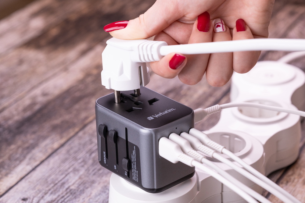 Verbatim Uni.Travel Adapt.UTA-03 USB-C 30W 2xUSB-C 2xUSB-A  49545 – Ansicht 17